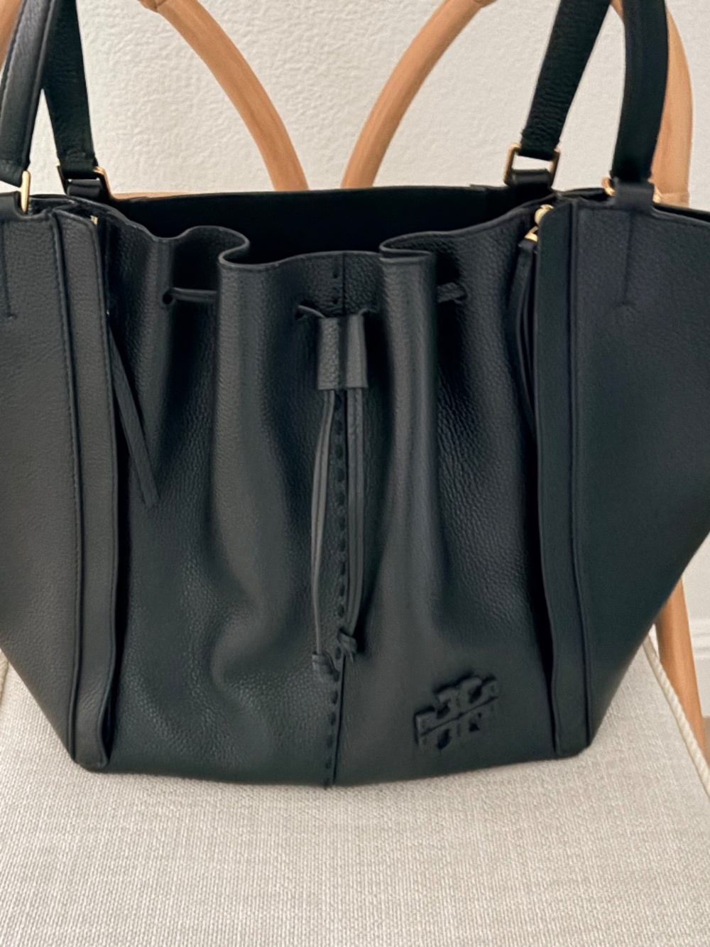 Tory Burch Tote | McGraw Dragonfly Black Peddled Leather Oversized Shopper Bag - Picture 2 of 6